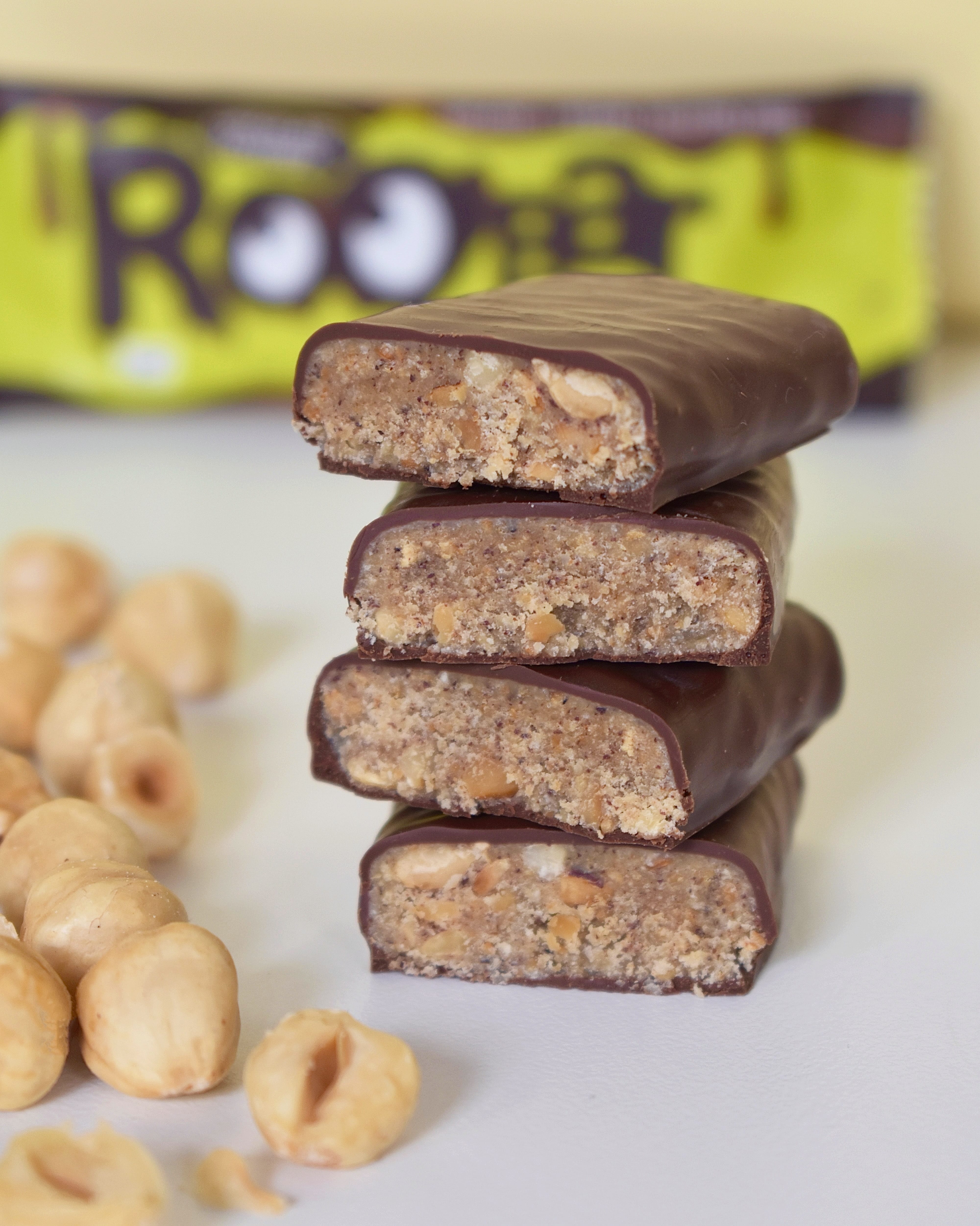 Bio Schokoriegel mit Haselnuss (16 Riegel)